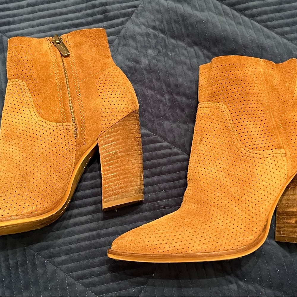 Vince Camuto Tan Ankle Booties with Chunky Heel